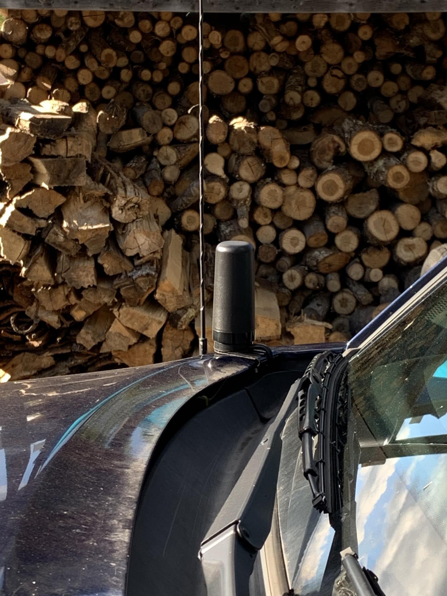 Midland MXTA27 Universal GMRS Antenna Hood Clip with Cable (Lip Mount